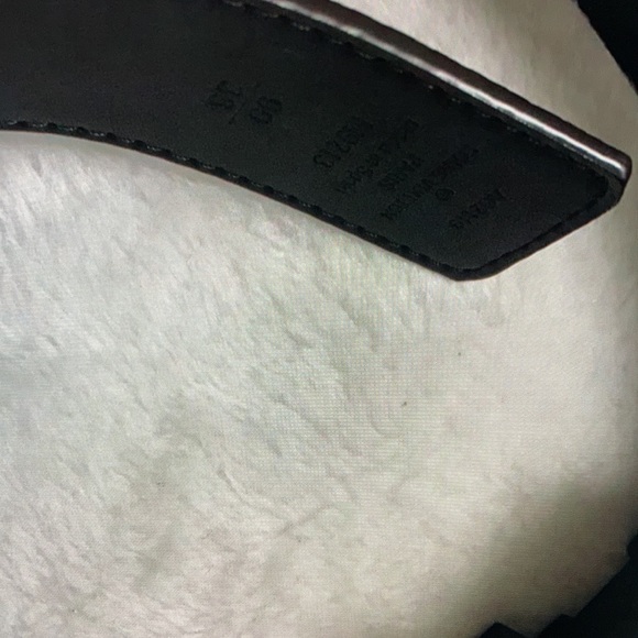 Louis Vuitton Brown belts - Picture 3 of 5